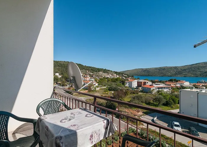 Mery Apartman Poljica (Trogir)