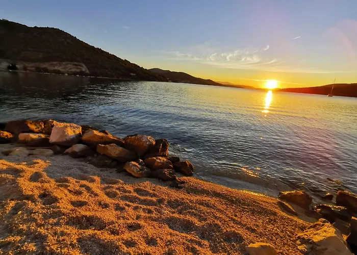 Mery Poljica (Trogir)